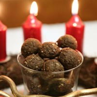 Karobové kuličky s ovesnými vločkami