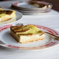 Tvarohový koláč s pistáciovou příchutí