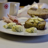 Pažitkovo-petrželové máslo