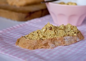 Drožďová (kvasnicová) pomazánka