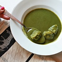 Špenátový krém s knedlíčky