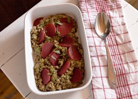 Čočkový salát s červenou řepou