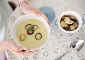 Petrželový krém s chipsy