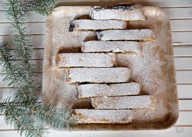 Makovo-medové řezy