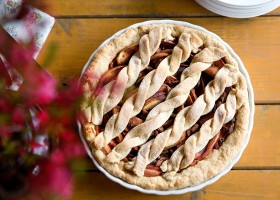 Mřížkový jablečný koláč s Goji