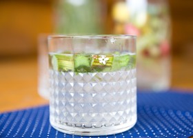 Rebarborová limonáda