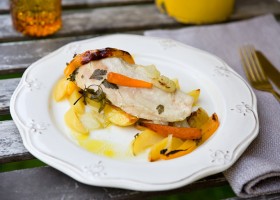 Kuřecí prso se zeleninou pečené v alobalu