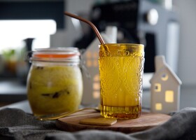 Domácí zázvorový čaj