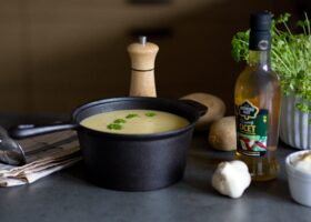 Jemná krémová česnečka